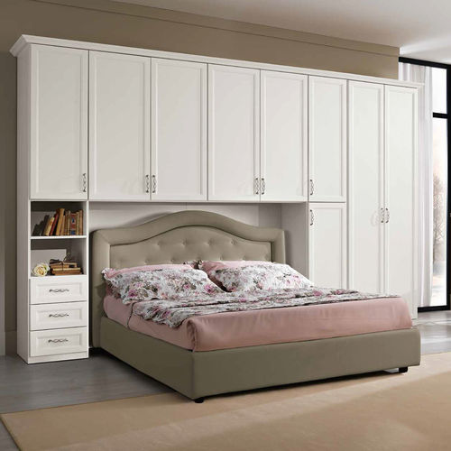 Letto matrimoniale - SONIA - M.C.S. - classico / imbottito / con testiera in pelle