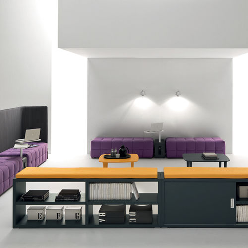 Divanetto imbottito contemporaneo - INATTESA - Martex - in tessuto / contract