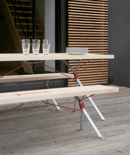 Tavolo da pranzo contemporaneo - KAMPENWAND - Moormann Nils Holger - in legno / rettangolare / per uso residenziale