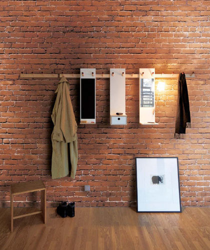 Appendiabiti a muro - REICHENBEISPIEL - Moormann Nils Holger - contemporaneo / in legno