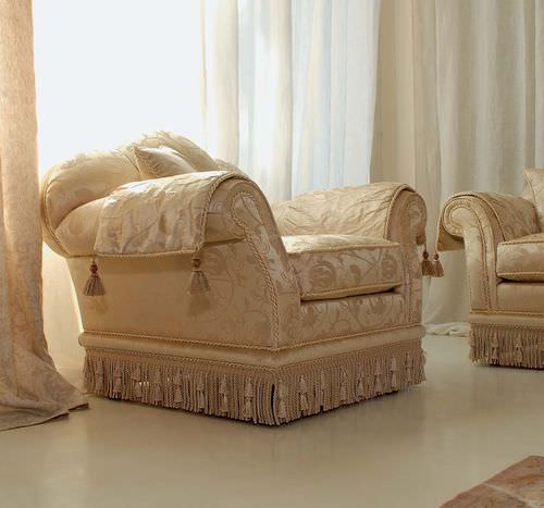 Poltrona classica - GLICINE - Pigoli - in tessuto / gialla