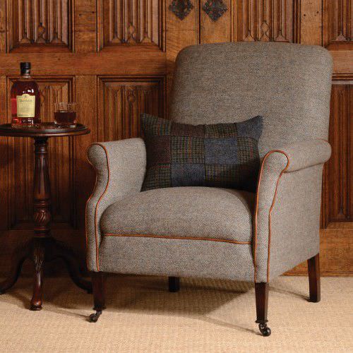 Poltrona classica - BOWMORE - Tetrad Associates - in pelle / in tessuto / con rotelle