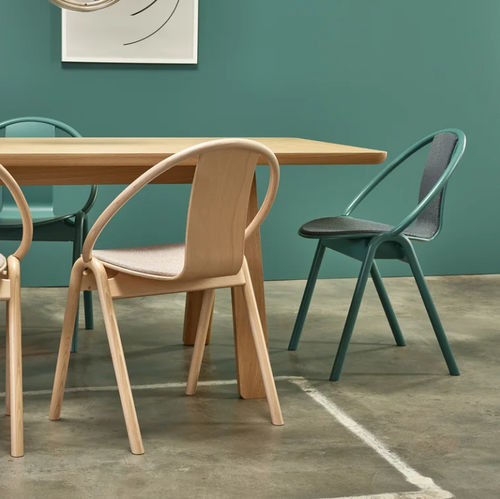 Sedia da pranzo contemporanea - Again - TON a.s. - da interno / in tessuto / in pelle