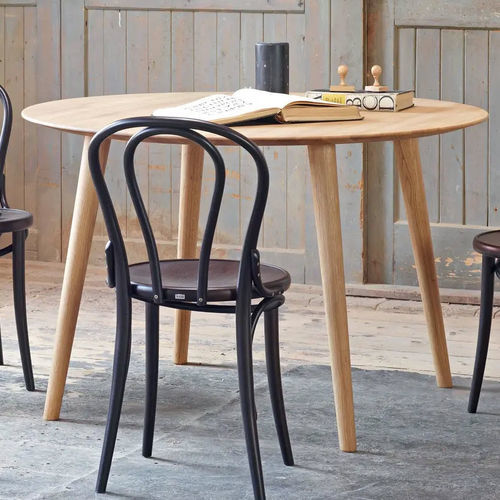 Tavolo da pranzo design scandinavo - Malmö 707 - TON a.s. - in rovere / in faggio / con supporto in quercia