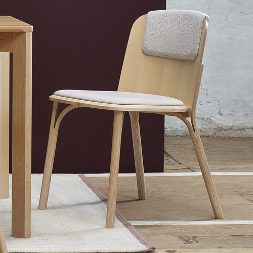 Sedia da pranzo contemporanea - Split - TON a.s. - da interno / in tessuto / con supporto in faggio