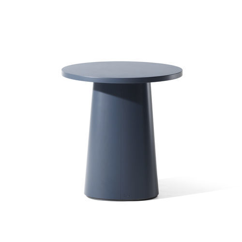 Tavolo d'appoggio contemporaneo - P.O.V. - TON a.s. - in legno con vernice di protezione / con supporto in legno / rotondo