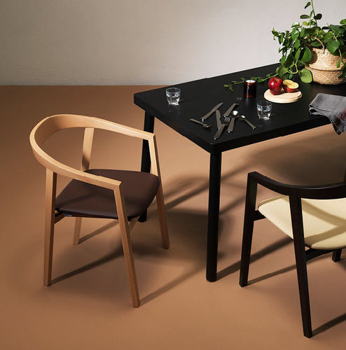 Sedia da pranzo contemporanea - Ro - Zilio A&C - da interno / in tessuto / in pelle