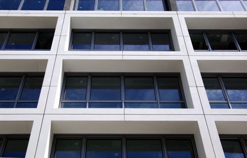 Rivestimento di facciata in pannelli - Betsinor - in composito cemento vetro / 3D / autoportante