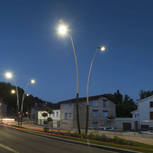 Lampione urbano - IDYLINE - Valmont France - contemporaneo / in alluminio / altre sorgenti luminose