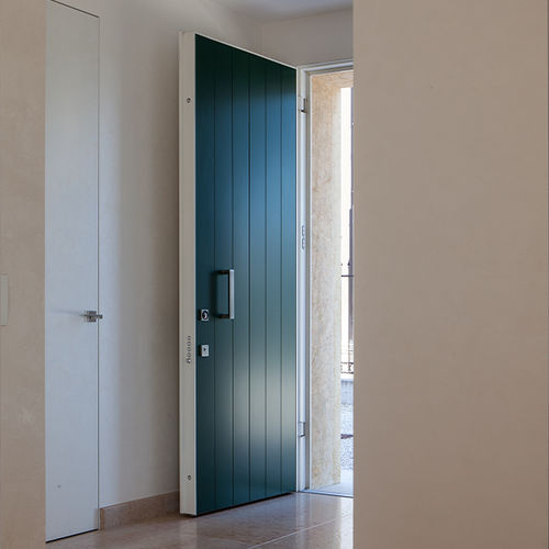 Porta d'ingresso - Tekno - Oikos Venezia - in alluminio spazzolato / battente / contemporanea