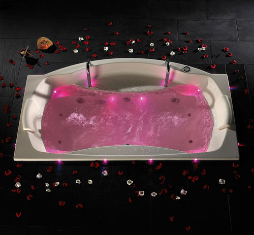 Vasca da bagno idromassaggio - POWELL - Condor - filomuro / per ambiente abitativo / ad uso professionale
