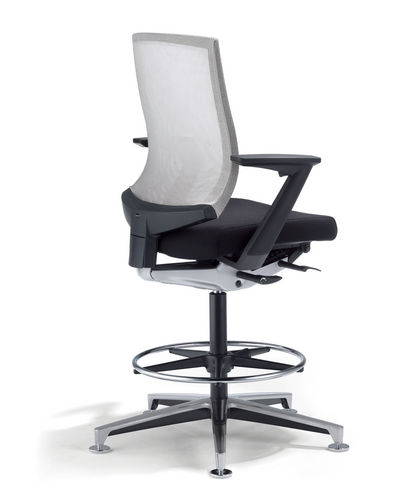 Sedia da ufficio contemporanea - VEO - Klöber - in rete / con base a stella / contract