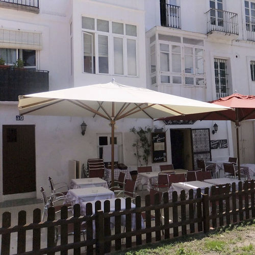 Ombrellone quadrato - BOIS D'HONFLEUR® - Socotex - Abritez-vous chez nous - rettangolare / palo centrale / in Sunbrella®