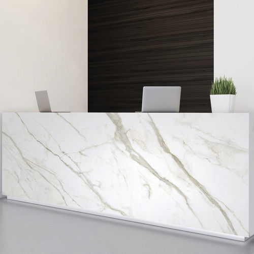 Banco reception in laminato - UNIVERSAL - Fit Interiors - in melaminico / in ceramica / luminoso