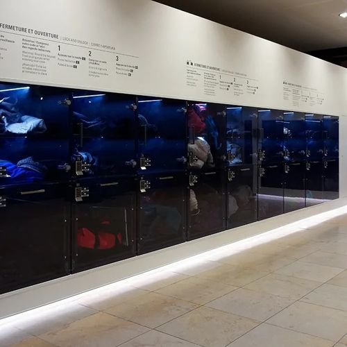 Armadietto spogliatoio in melaminico - COLLECTIVE - Fit Interiors - a chiave / a combinazione / per edifici pubblici