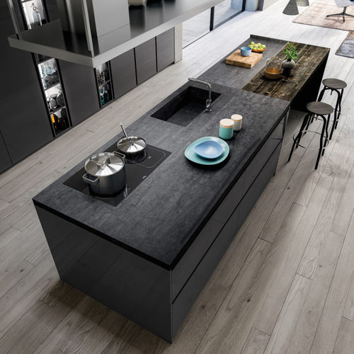 Cucina contemporanea - OMICRON 22 : COMPOSIZION 01 - ARMONY CUCINE - in legno laccato / con isola / senza maniglie