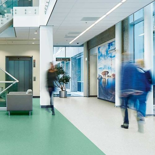 Pavimento in vinile - NEWFLOOR - da interno / professionale / a quadrotte