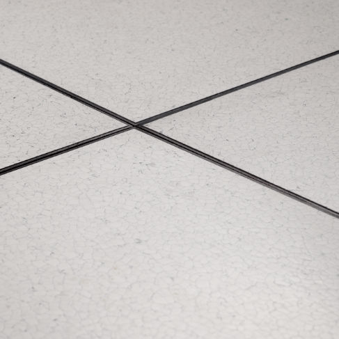Pavimento laminato in HPL - NEVAMAR® - CAMINO Modular Systems Inc - aspetto legno / per uso residenziale