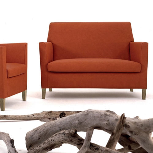 Divano contemporaneo - BATTIGIA - Giovannetti Collezioni - in tessuto / con braccioli / Made in Italy