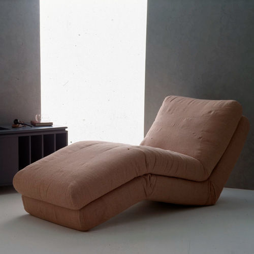 Chaise longue contemporanea - PAPESSA - Giovannetti Collezioni - in tessuto / in poliuretano / 1 posto