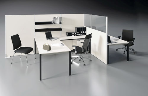 Divisorio per ufficio a pavimento - VELA - Codutti Furniture Srl - in vetro / in alluminio