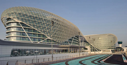 Pannello in vetro trasparente - YAS HOTEL ON YAS ISLAND - Josef Gartner - per facciata / piatto