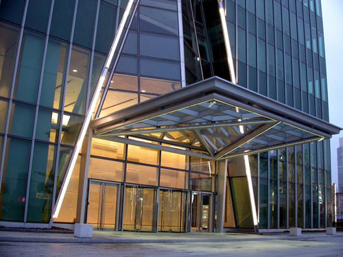 Pensilina da ingresso - AZIA CENTRE - Permasteelisa - per edificio ad uso pubblico / in metallo / in vetro