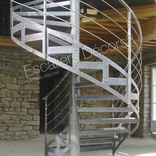Scala a chiocciola - FERDINAND DH33 - ESCALIERS DECORS - con gradini in calcestruzzo / con struttura in acciaio / per uso residenziale