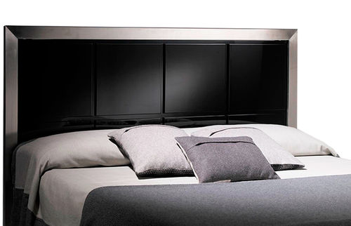 Testiera per letto matrimoniale - STEEL - Viveti - contemporanea / in metallo laccato / per uso contract