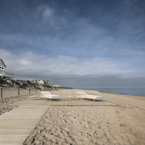 Lettino prendisole contemporaneo - Hamptons  - VONDOM - in tessuto / in teak / in alluminio