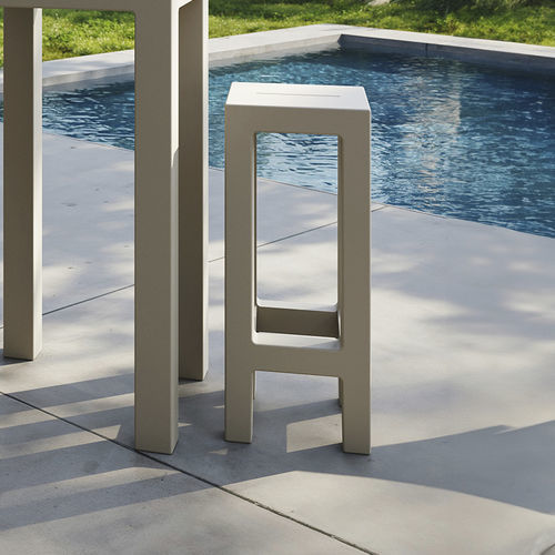 Sgabello da bar contemporaneo - JUT - VONDOM - in polietilene / con base in polietilene / con 4 gambe
