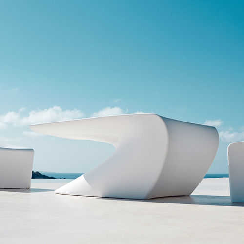 Tavolino basso design originale - WING - VONDOM - in polietilene / con base in polietilene / rettangolare