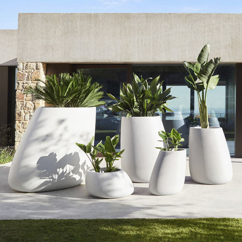 Fioriera in polietilene - STONES - VONDOM - 100% riciclabile / in altezza / luminosa