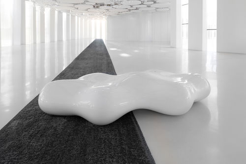 Panca da giardino design originale - LAVA  - VONDOM - in polietilene / senza schienale / senza braccioli