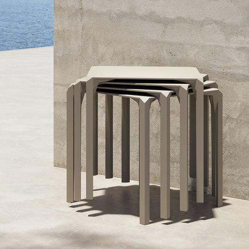 Tavolo da pranzo contemporaneo - QUARTZ - VONDOM - in legno / in HPL / in polipropilene