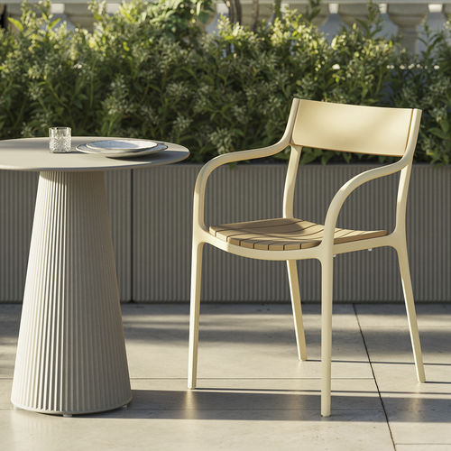Sedia contemporanea - Madison  - VONDOM - da esterno / in legno / in tessuto