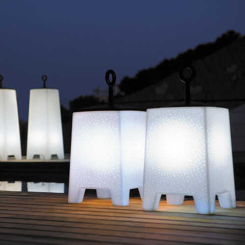 Lampada portatile - MORA - VONDOM - in polietilene / contemporanea / senza fili