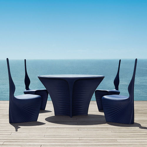 Tavolo design organico - BIOPHILIA   - VONDOM - in polietilene rotostampato / con base in polietilene / rotondo