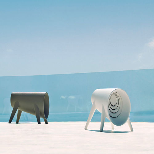 Sgabello design originale - BUM BUM - VONDOM - in polietilene / con base in polietilene / luminoso