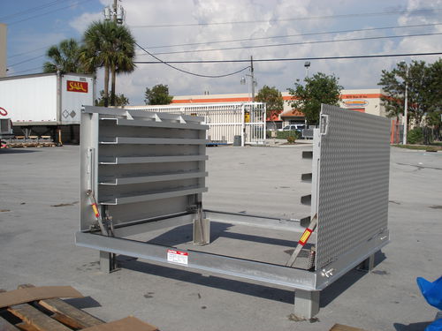 Botola per pavimento - THD       - U.S.F. Fabrication Inc. - rettangolare / in metallo / con drenaggio dell'acqua