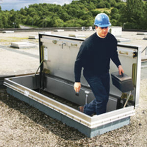 Sportello d'ispezione per tetto - L-50TB - Bilco UK - rettangolare / in alluminio / con scale