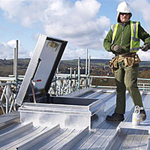 Botola per tetto - S-50TB - Bilco UK - quadrata / in alluminio / con scale