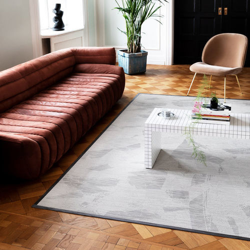 Tappeto contemporaneo - I SEE YOU  - BOLON - a motivi / in poliestere / in PVC