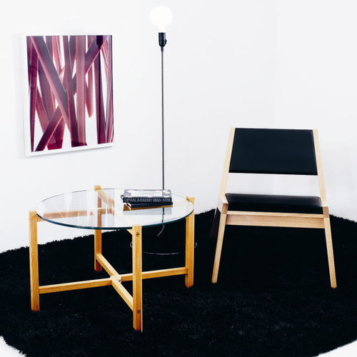 Tavolo d'appoggio contemporaneo - KASKAD - KARL ANDERSSON - in vetro / in rovere / in noce