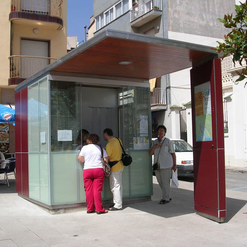 Chiosco per informazioni - BLANES - ESTEVA BARCELONA - da esterno / in acciaio inossidabile / in vetro