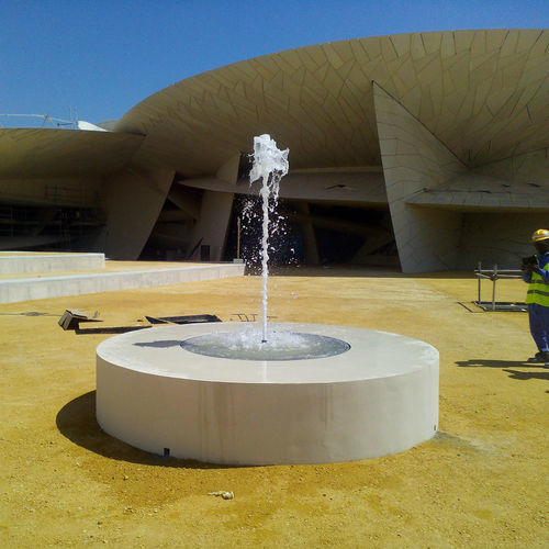 Fontana da giardino - ESTEVA BARCELONA - a pavimento / in acciaio inossidabile / contemporanea
