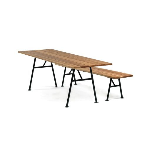 Panca per spazi pubblici contemporanea - Alnön - NOLA INDUSTRIER - in acciaio con rivestimento a polvere / in mogano / in teak