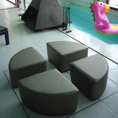Pouf contemporaneo - A17-10 - Modugame - MG Sport - in ecopelle / in espanso / tondo