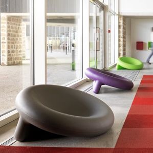 Chauffeuse design originale - HOP - DPC - in polietilene / grigia / nera