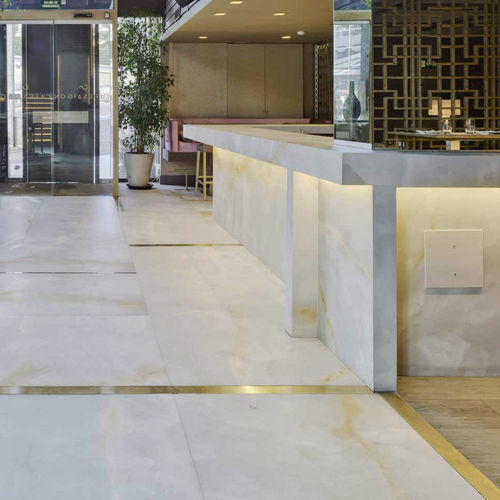 Piastrella in gres porcellanato - TECHLAM® : AGATHA BIANCO - Levantina - lucida / da interno / da parete